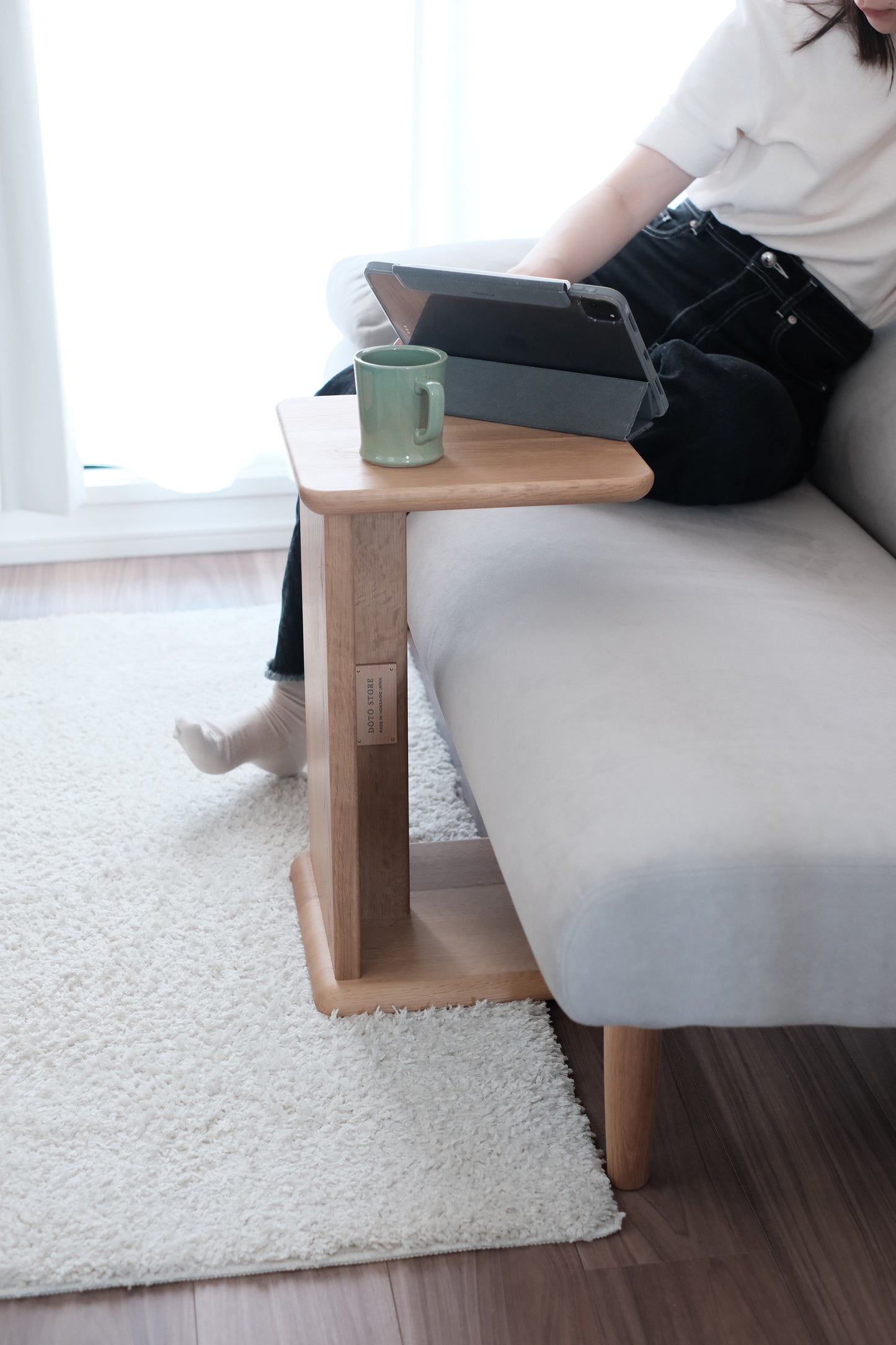 DOTO SIDE TABLE - NARA OAK