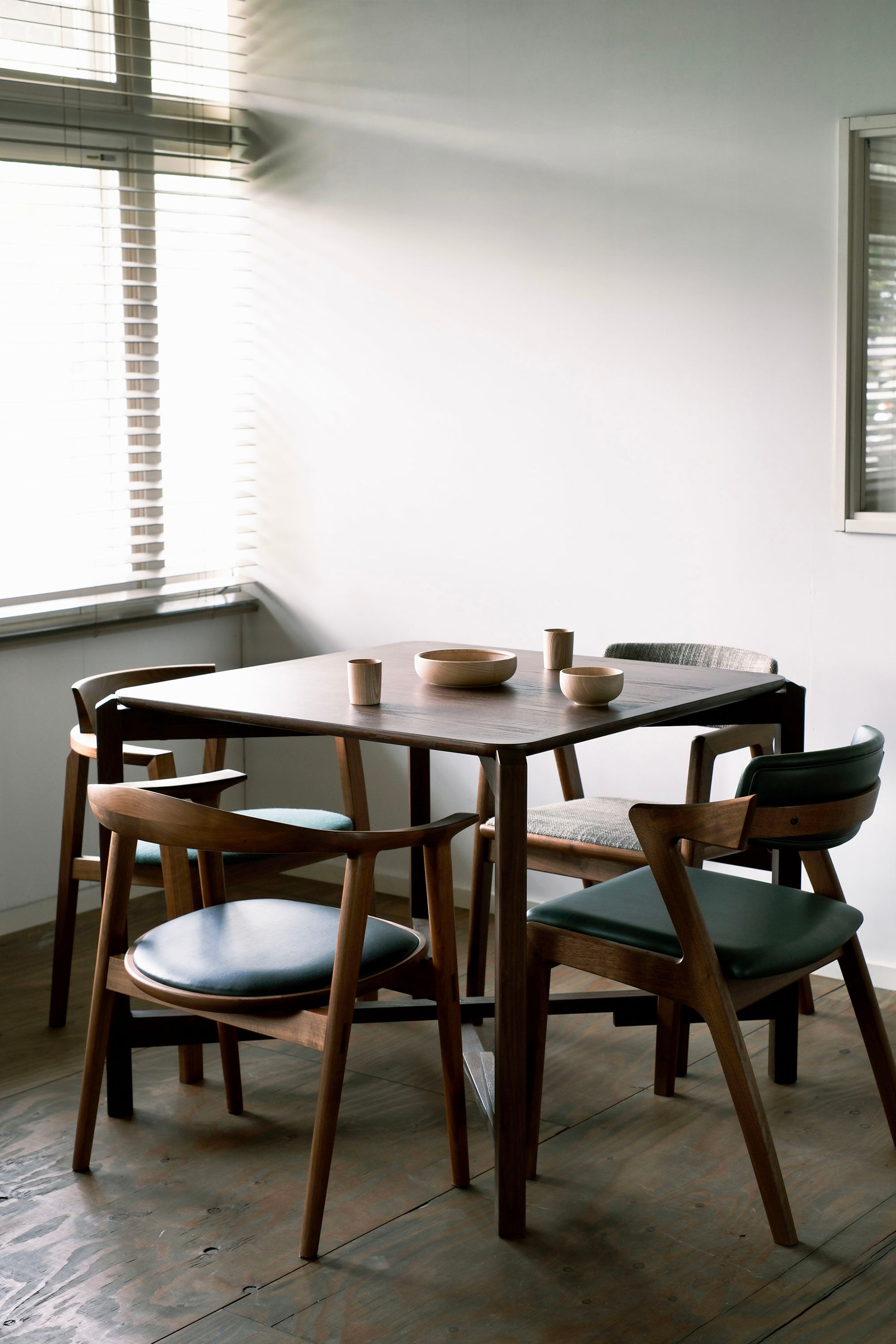 MJ88 foldable mahjong dining table as dining mode, solid ash top 餐桌狀態 北海道實木