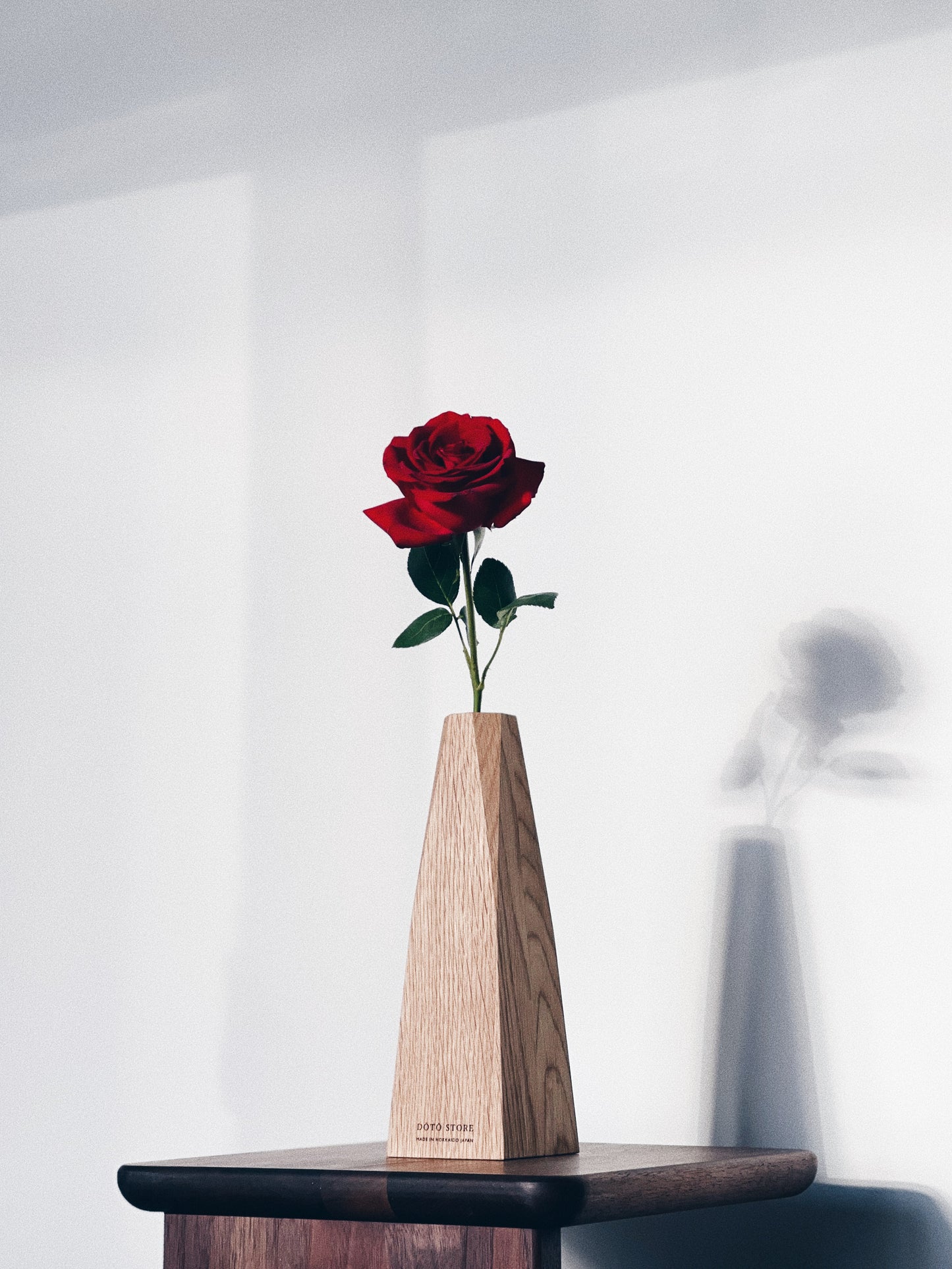 JDF214 VASE – NARA OAK|一輪挿し花瓶|日本北海道實木