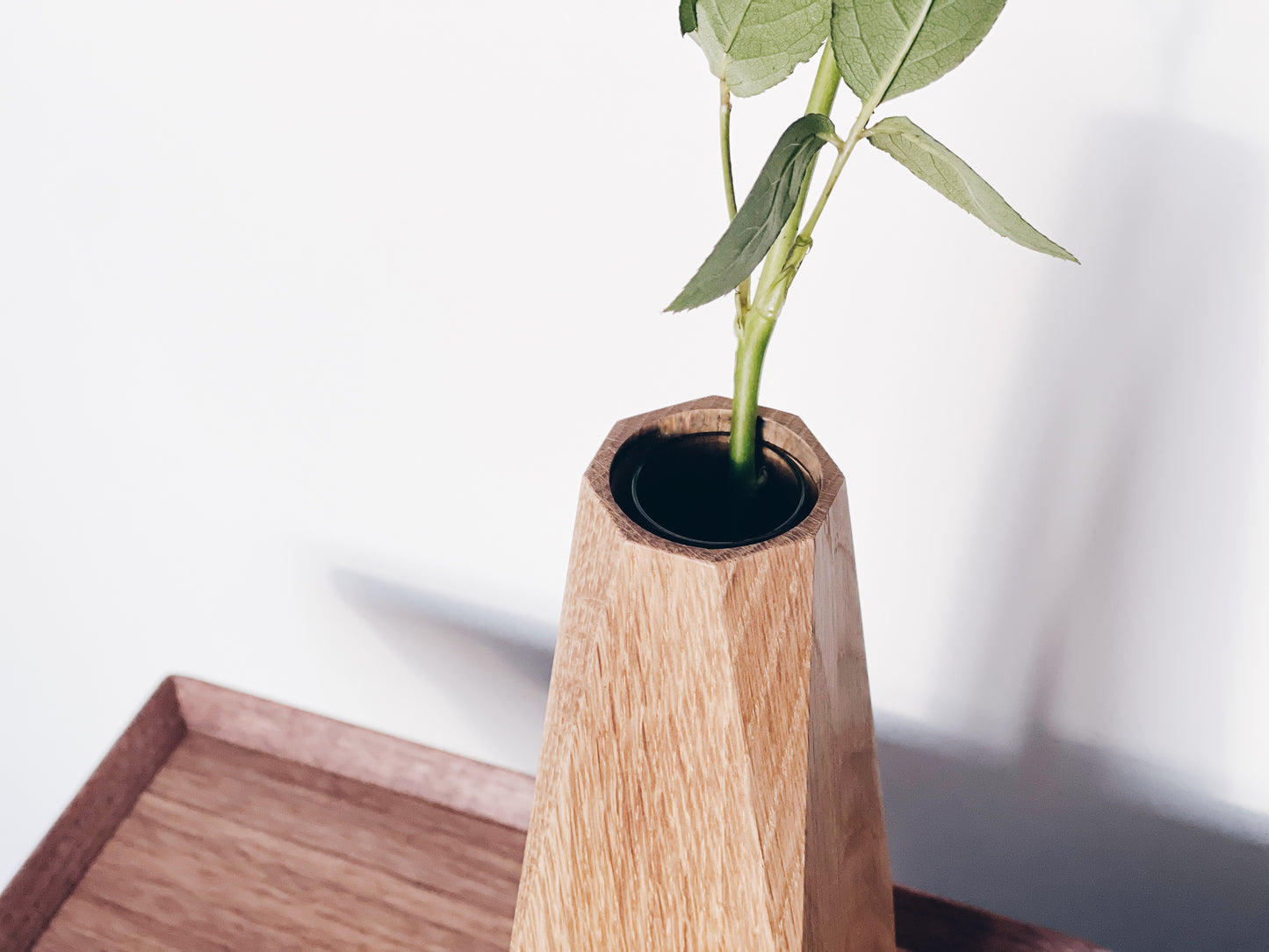 JDF214 VASE – NARA OAK|一輪挿し花瓶|日本北海道實木