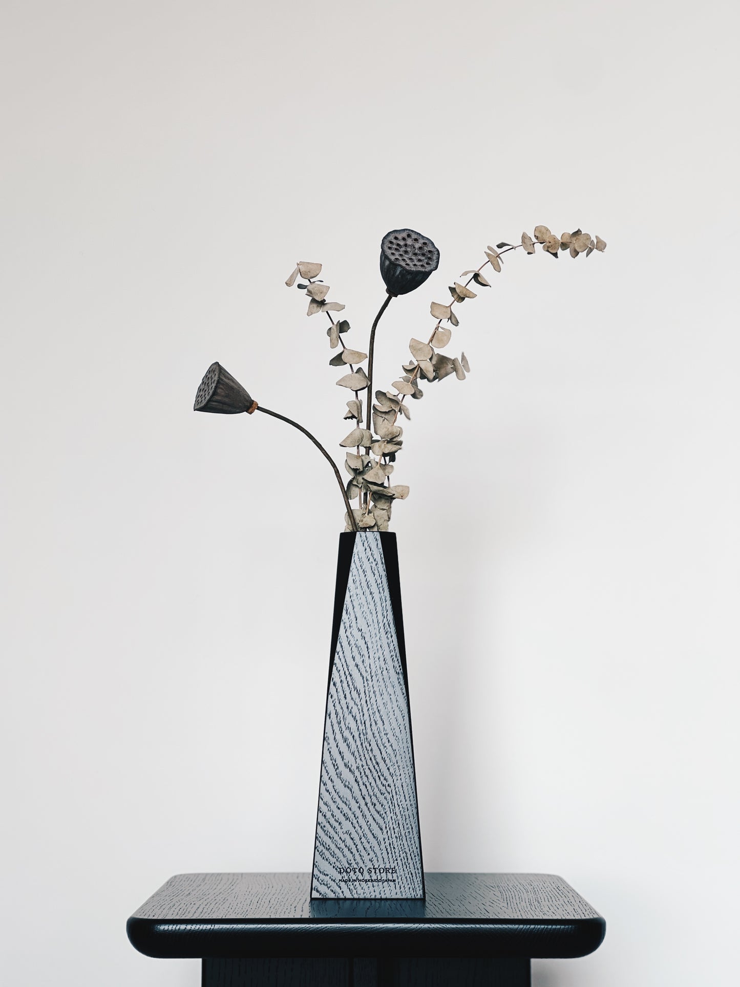 JDF214 VASE – BLACK SERIES|一輪挿し花瓶|日本北海道實木