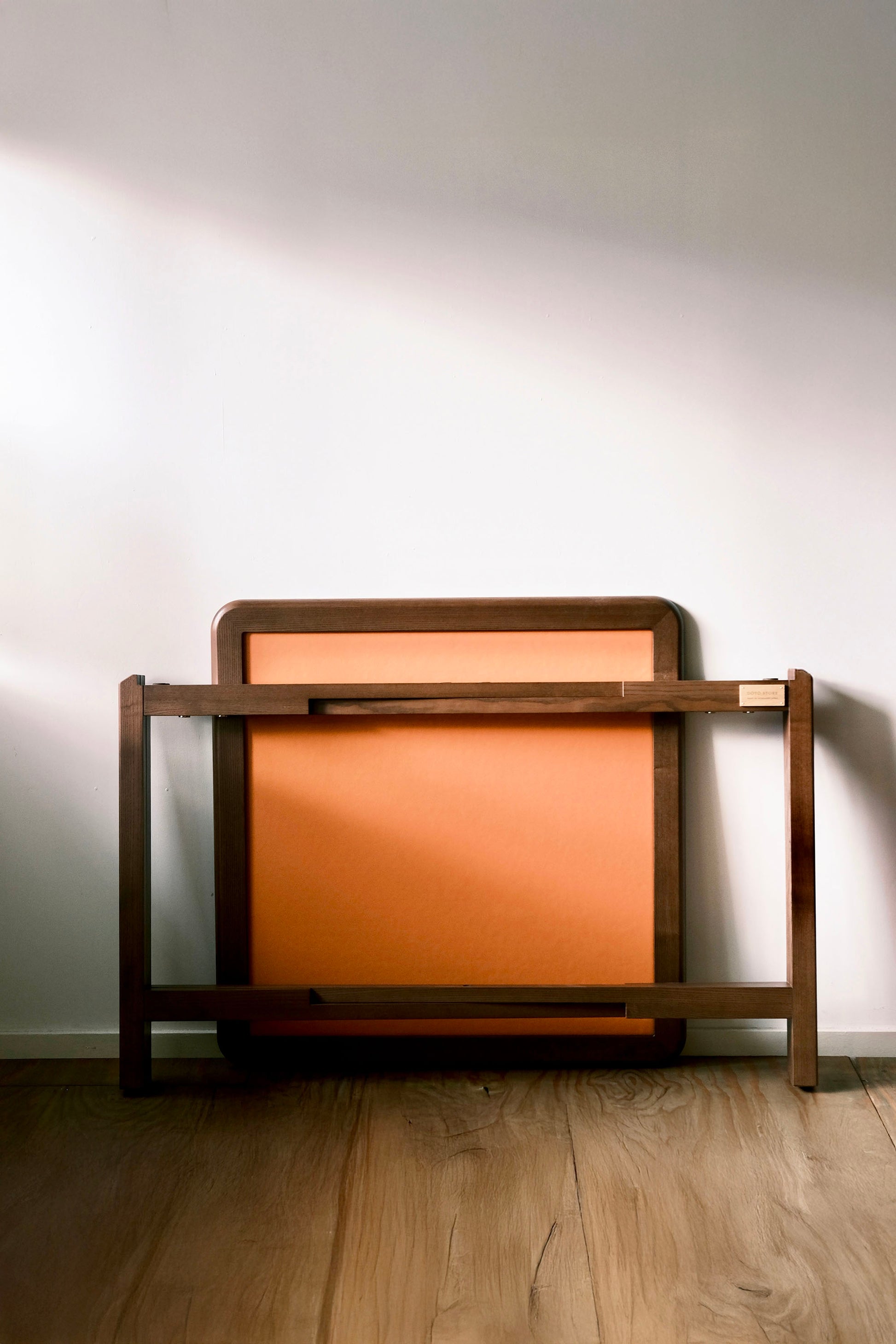 MJ88 Foldable Mahjong Dining Table – Luxury Orange with Stained Walnut Color